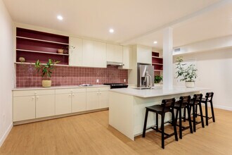 4541 Melbourne Ave, Unit 3 in Los Angeles, CA - Building Photo - Building Photo