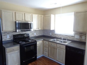 13104 Young Fawn Ct in Charlotte, NC - Building Photo - Building Photo