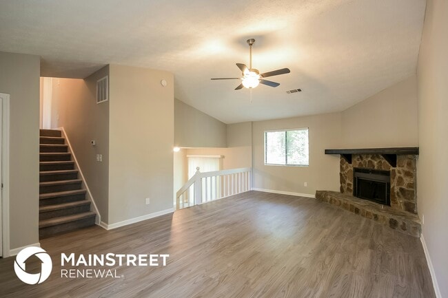 733 Emerald Forest Cir SW in Lawrenceville, GA - Building Photo - Building Photo