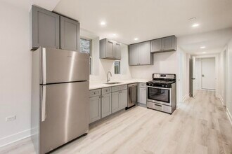 1437 W Oakdale Ave in Chicago, IL - Building Photo - Building Photo