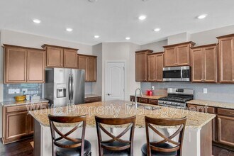 15007 Arlington House Dr in Charlotte, NC - Building Photo - Building Photo