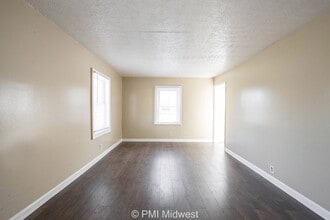 4565 Brookville Rd in Indianapolis, IN - Building Photo - Building Photo