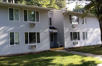 130 W North St in St Charles, MI - Building Photo - Building Photo