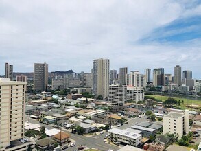 2100 Date St in Honolulu, HI - Foto de edificio - Building Photo