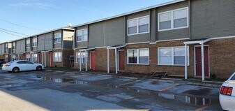 811 N Spears St in Alvarado, TX - Building Photo