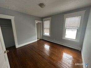 414 Dixwell Ave in New Haven, CT - Building Photo - Building Photo