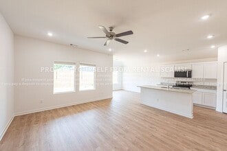 420 Reagan St in Prairie Grove, AR - Building Photo - Building Photo