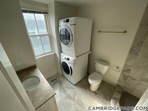 110 Second St in Cambridge, MA - Foto de edificio - Building Photo
