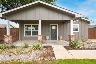 309 S Crockett St in Edgewood, TX - Building Photo - Building Photo