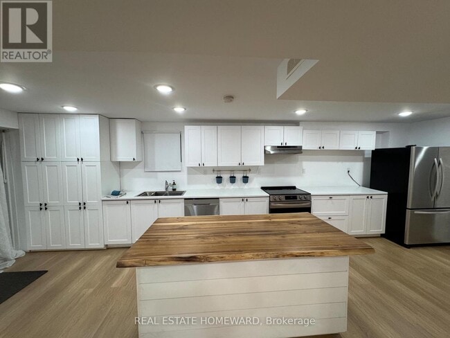 property at 16 Carew Blvd