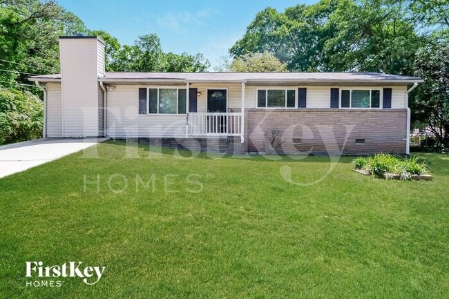 property at 3084 King Ct SE