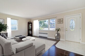 6 Roscoe Ave in Madison, NJ - Building Photo - Building Photo