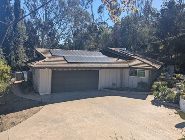 property at 1345 Hardin Dr