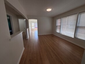 4014 W 58th St in Chicago, IL - Building Photo - Building Photo