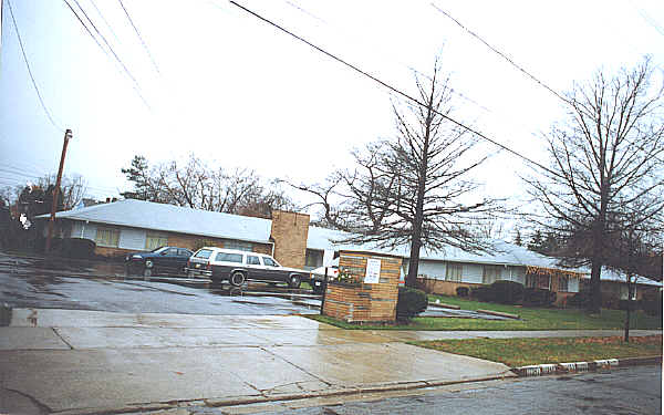 11289 Westborough Rd in Parma Heights, OH - Building Photo - Building Photo