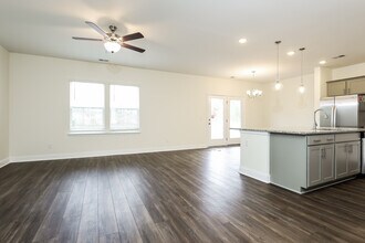 1130 River Rd in Hanahan, SC - Building Photo - Building Photo