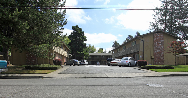 Elizabeth Anne Apartments in Gresham, OR - Building Photo - Building Photo