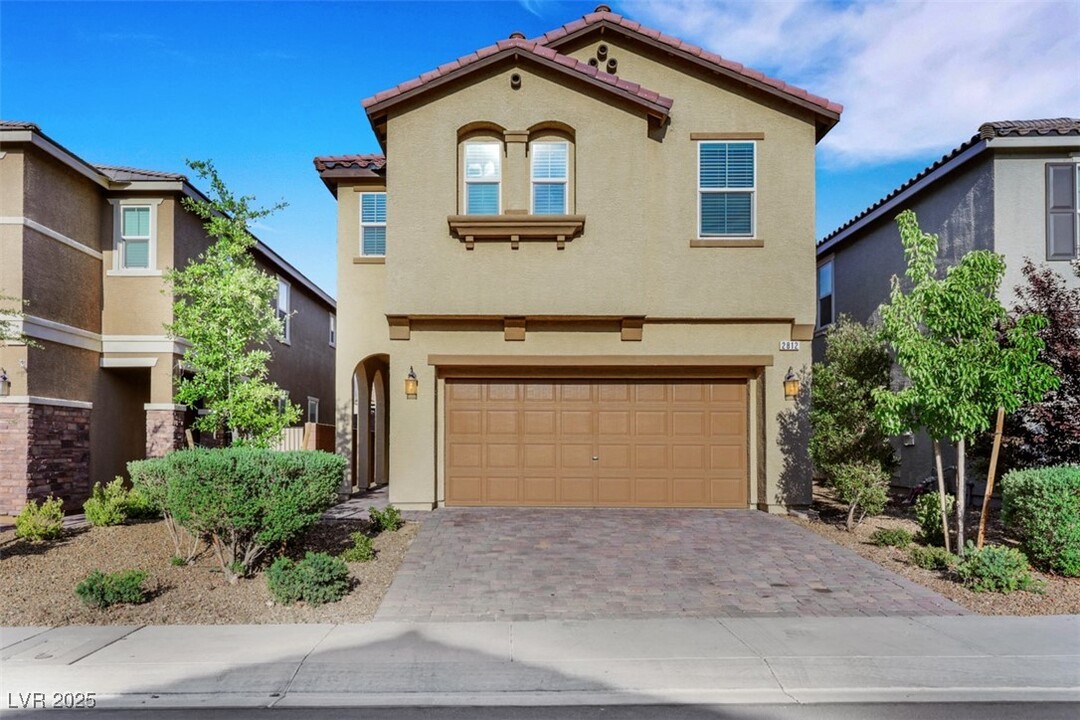 2812 Falling Mist St in Henderson, NV - Building Photo