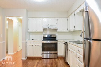 9649 Shalemar Dr in Pickerington, OH - Building Photo - Building Photo