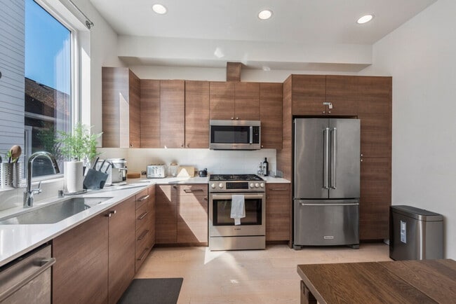 1505 E Spruce St in Seattle, WA - Building Photo - Building Photo