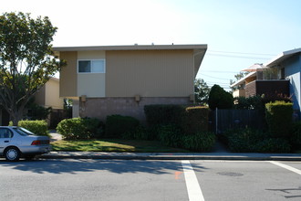 422 East Sixteenth in San Mateo, CA - Building Photo - Building Photo