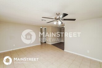 8935 Cairo Ln in Port Richey, FL - Building Photo - Building Photo