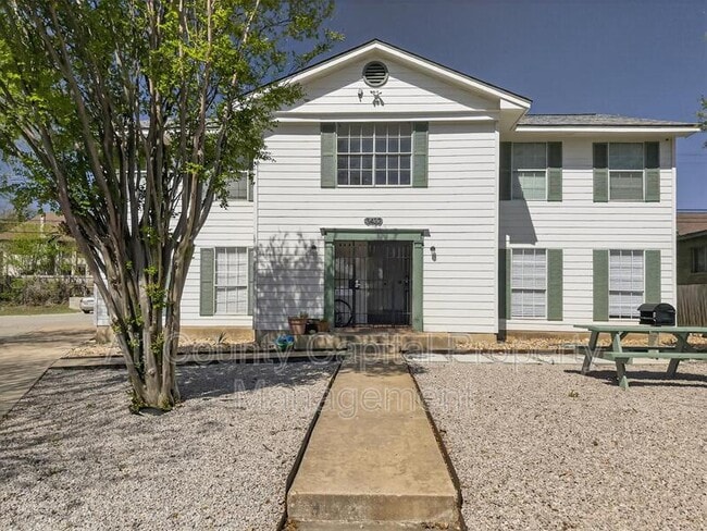 3432 Willowrun Dr in Austin, TX - Foto de edificio - Building Photo