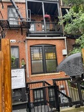 1010 N Calvert St in Baltimore, MD - Foto de edificio - Building Photo