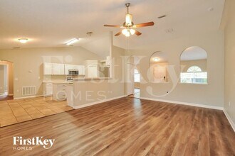 11 Ryker Ln in Palm Coast, FL - Building Photo - Building Photo