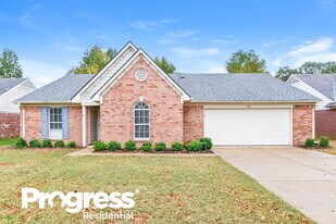 7792 Sarah Ann Dr S in Southaven, MS - Building Photo