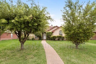 1304 Riverview Ln in Seagoville, TX - Building Photo - Building Photo