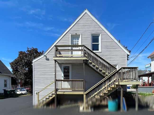 64 Hancock St, Unit 2