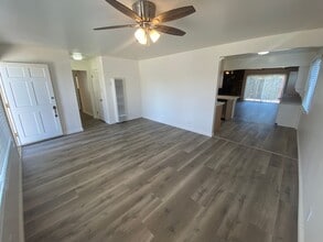 1051 W 227th St in Torrance, CA - Building Photo - Building Photo