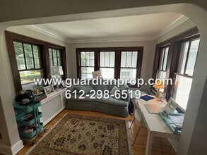 1034-1036 St Clair Ave in St. Paul, MN - Building Photo - Building Photo