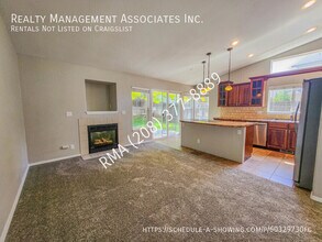 6250 S Peppertree Ave in Boise, ID - Building Photo - Building Photo