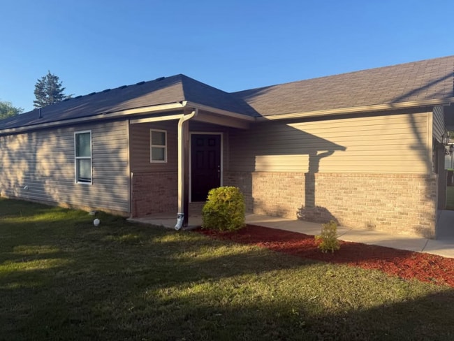 8632 Mohring Pl in Leeds, AL - Building Photo - Building Photo