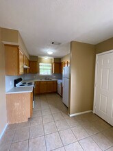 2408 Brittain Ct in College Station, TX - Building Photo - Building Photo