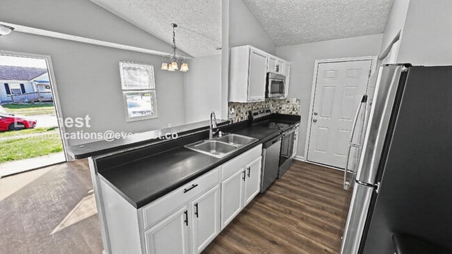 1475 Pineland Ct in Columbus, OH - Building Photo - Building Photo