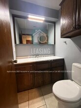 1024 Rambling Oaks Dr in Norman, OK - Building Photo - Building Photo