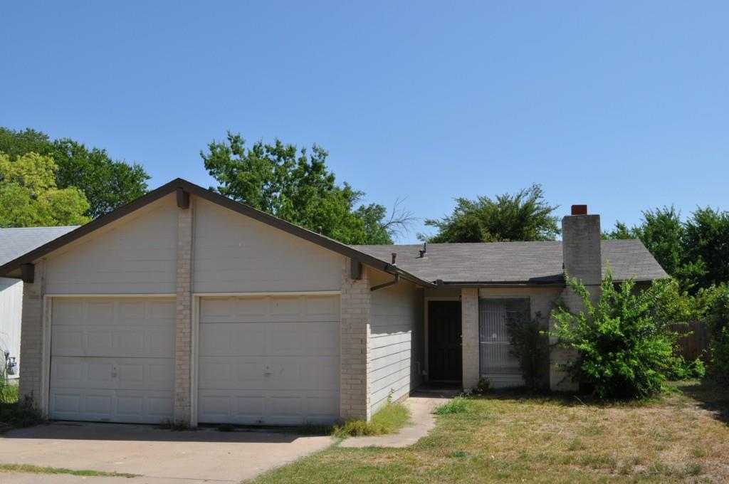 1214 Austin Highlands Blvd in Austin, TX - Building Photo
