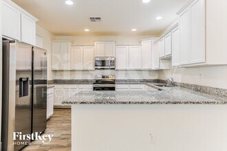 6926 E Butte St in Mesa, AZ - Foto de edificio - Building Photo