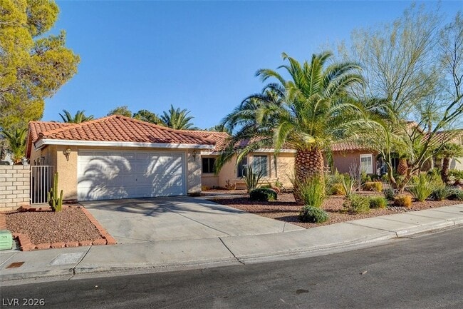 2302 Fairbourne Way in Henderson, NV - Building Photo - Building Photo