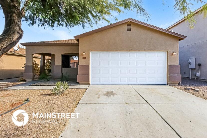 30465 N Bareback Trail in Queen Creek, AZ - Building Photo