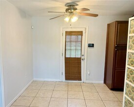 5521 La Costa Dr in Orlando, FL - Building Photo - Building Photo