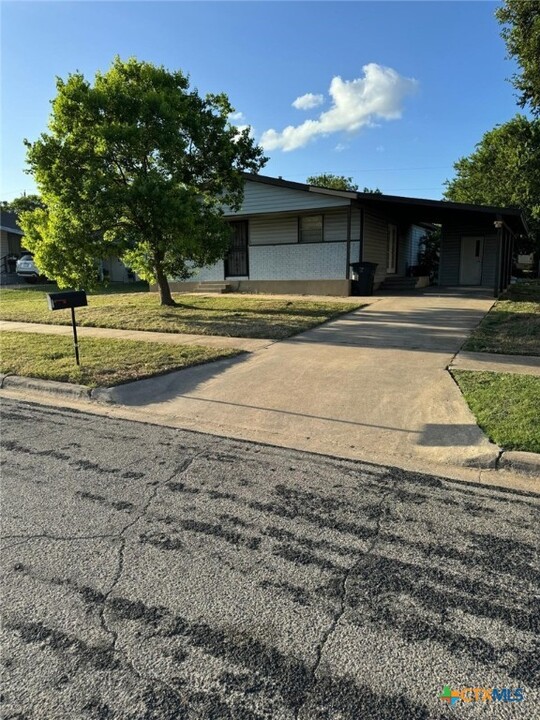 1409 Elyse Dr in Killeen, TX - Foto de edificio