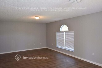 2073 Hillview Cir in Deltona, FL - Building Photo - Building Photo