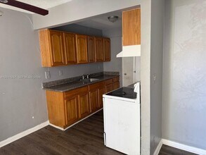 1335 S Dixie Hwy in Deerfield Beach, FL - Building Photo - Building Photo