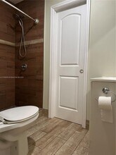845 S Highland Dr in Hollywood, FL - Building Photo - Building Photo