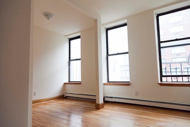 property at 814 10th Ave