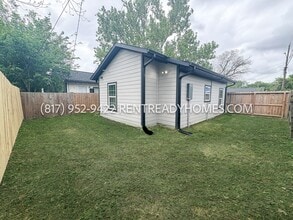 6534 Myrtle St in Houston, TX - Building Photo - Building Photo